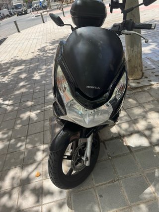 Honda PCX 125cc Negra Automática