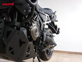 SUZUKI V-STROM 800 TECH