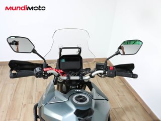 SUZUKI V-STROM 800 TECH
