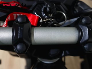 SUZUKI V-STROM 800 TECH