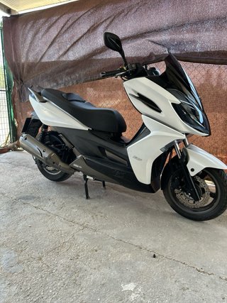 Kymco Kxct 125cc  Scooter espectacular.