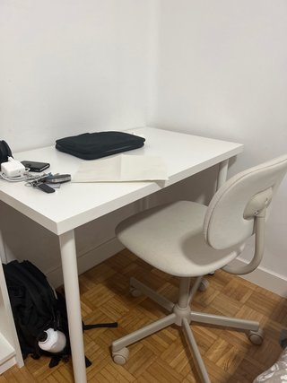 Escritorio y Silla