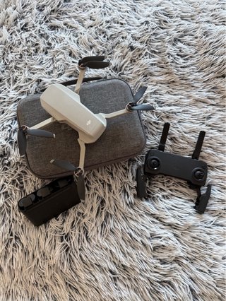 Dron DJI Mini