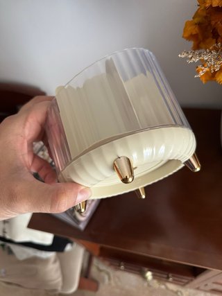 Organizador Maquillaje Giratorio Beige y Dorado