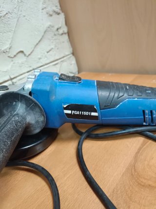 Amoladora Angular 500W PGA115D1