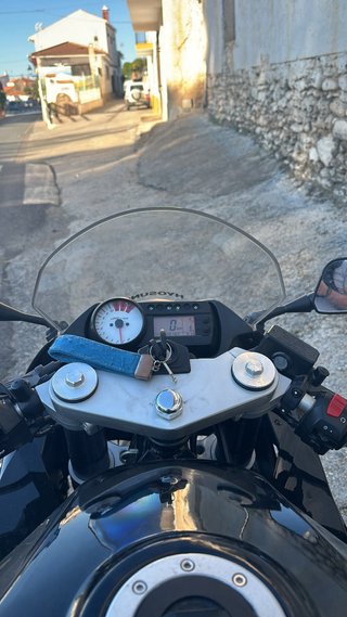 Moto Deportiva Negra