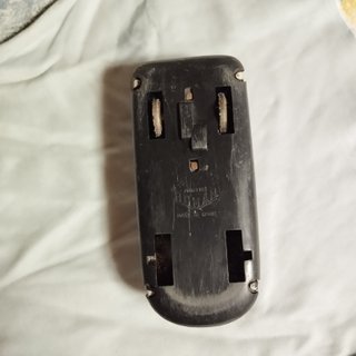 Coche de hojalata antiguo ambulancia