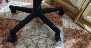Silla para escritorio muy cómoda las ruedas nuevas