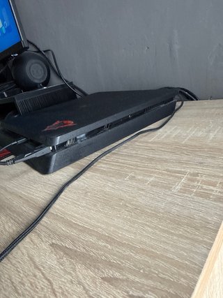 PS4 Slim Sony Negra