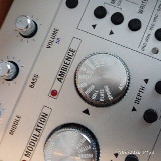 Korg Toneworks AX10G Procesador Señal