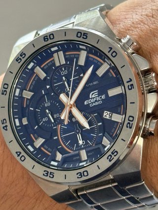 Reloj Casio Edifice Cronógrafo Azul y Plateado