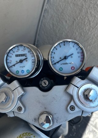 Moto Hudson Boss 125cc Plata