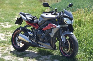 Triumph Street Triple R gris/rojo
