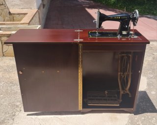 Máquina de coser antigua GLIDER