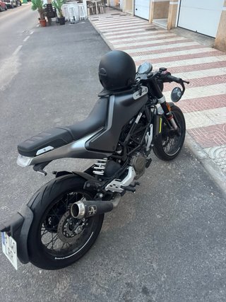 Husqvarna Svartpilen 125 Naked