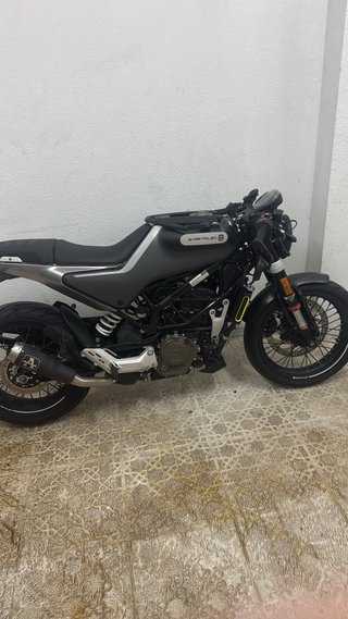Husqvarna Svartpilen 125 Naked