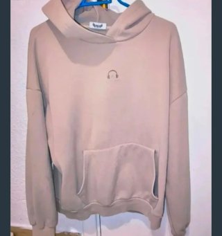 Sudadera beige con capucha