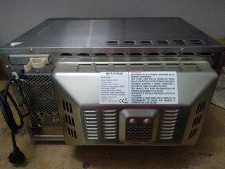 Horno Microondas grunkel Modelo MWGC-30 SS