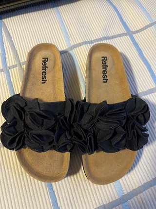 Sandalias Refresh Negras Flores plataforma