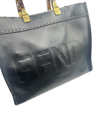 Bolso Fendi Sunshine Medium Negro Multicolor