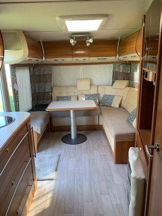 Caravana Fendt Diamant 650 A/C, matricula francesa