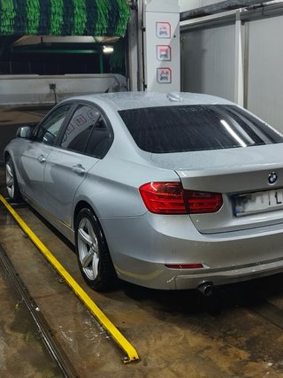 BMW f30 320d  eficentdynamic 2012