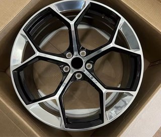 Kit 4 Llantas 22” RS Audi