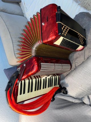Acordeón Hohner Tango IM 96 bajos