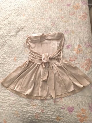 Vendo vestidos cada uno 12€