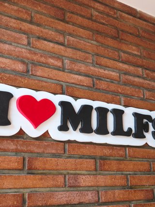 Logo I ❤️ MILFS