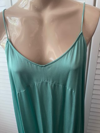 Vestido Zara verde con encaje negro