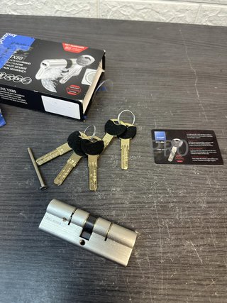 Cilindro de alta seguridad Tesa