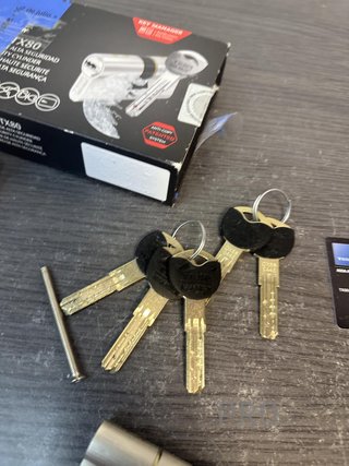 Cilindro de alta seguridad Tesa