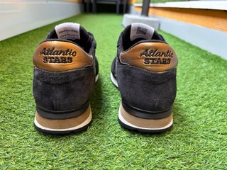 Zapatillas Atlantic Stars Negras y Doradas