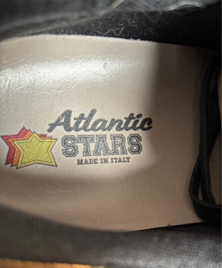 Zapatillas Atlantic Stars Negras y Doradas