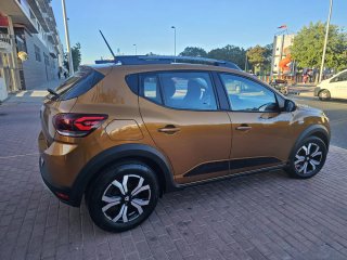 Dacia Sandero 2022