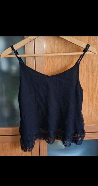 T36, Pull&Bear, top corto con encaje