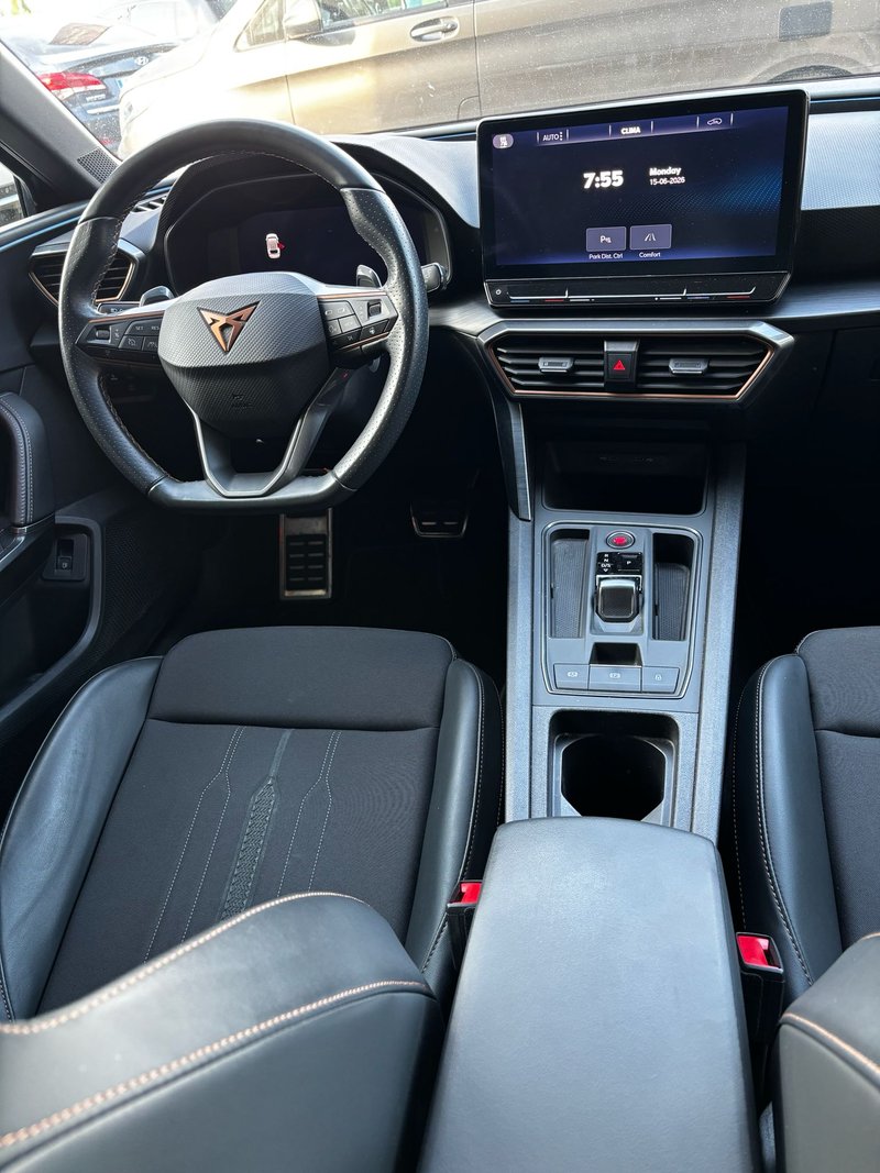 Cupra León 2022, foto 12