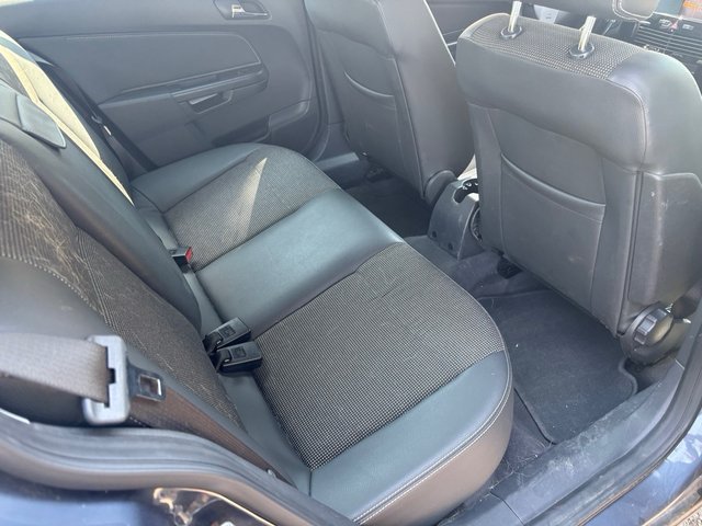 Opel Astra 2010