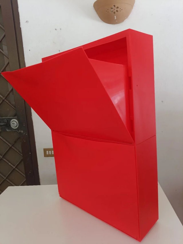 Scarpiera salvaspazio rossa