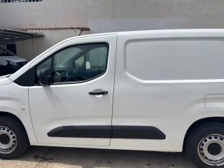 Peugeot Partner 2021