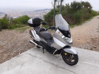 Aprilia Arrecife para piezas o para reparar.