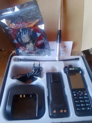 WALKIE MULTIBANDA VHF UHF HF CB27 AM FM SSB