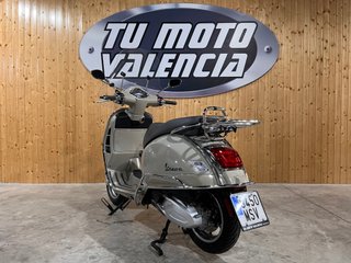 Vespa GTS 300