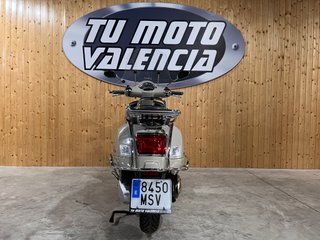 Vespa GTS 300