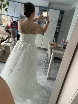 Vestido de Novia Blanco con corset y abertura