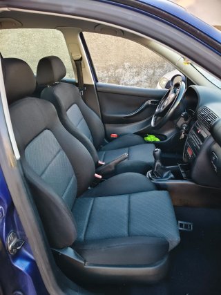 SEAT Leon 2004