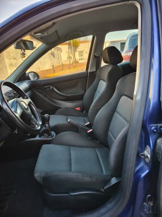 SEAT Leon 2004