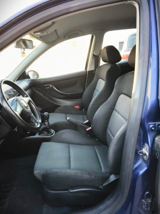 SEAT Leon 2004