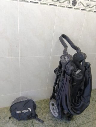 Gran lote ropa y juguetes bebe